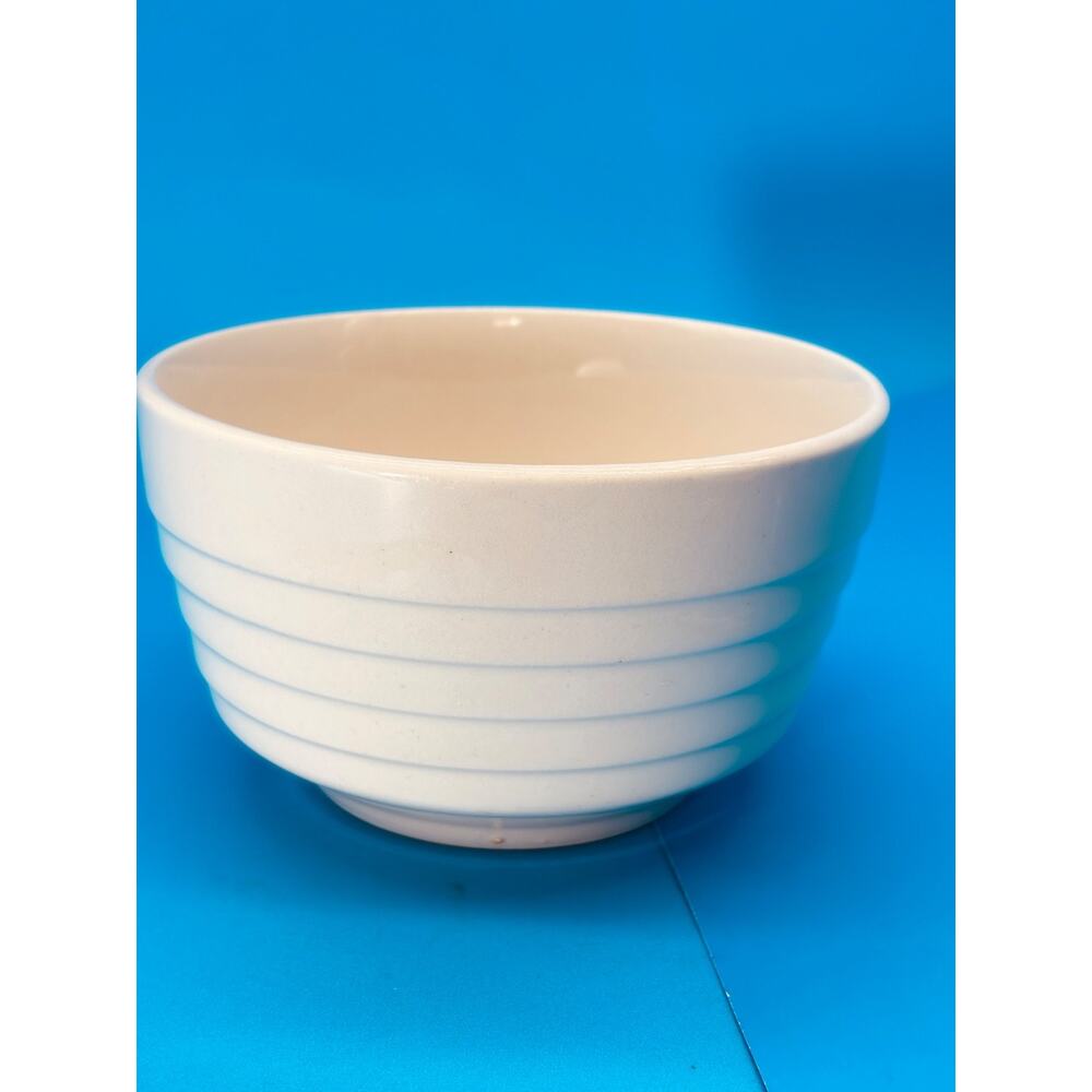 Vintage USA Pottery Mixing Bowl Ribbed Cream Stoneware Farmhouse Kitchen 5”